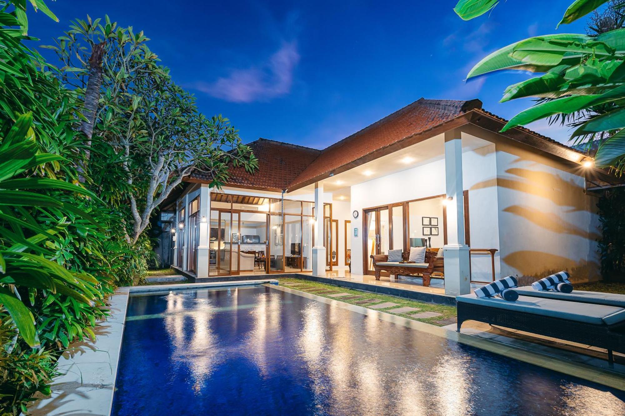 Mahayana Villa Batu Belig - Close To The Beach Canggu Εξωτερικό φωτογραφία