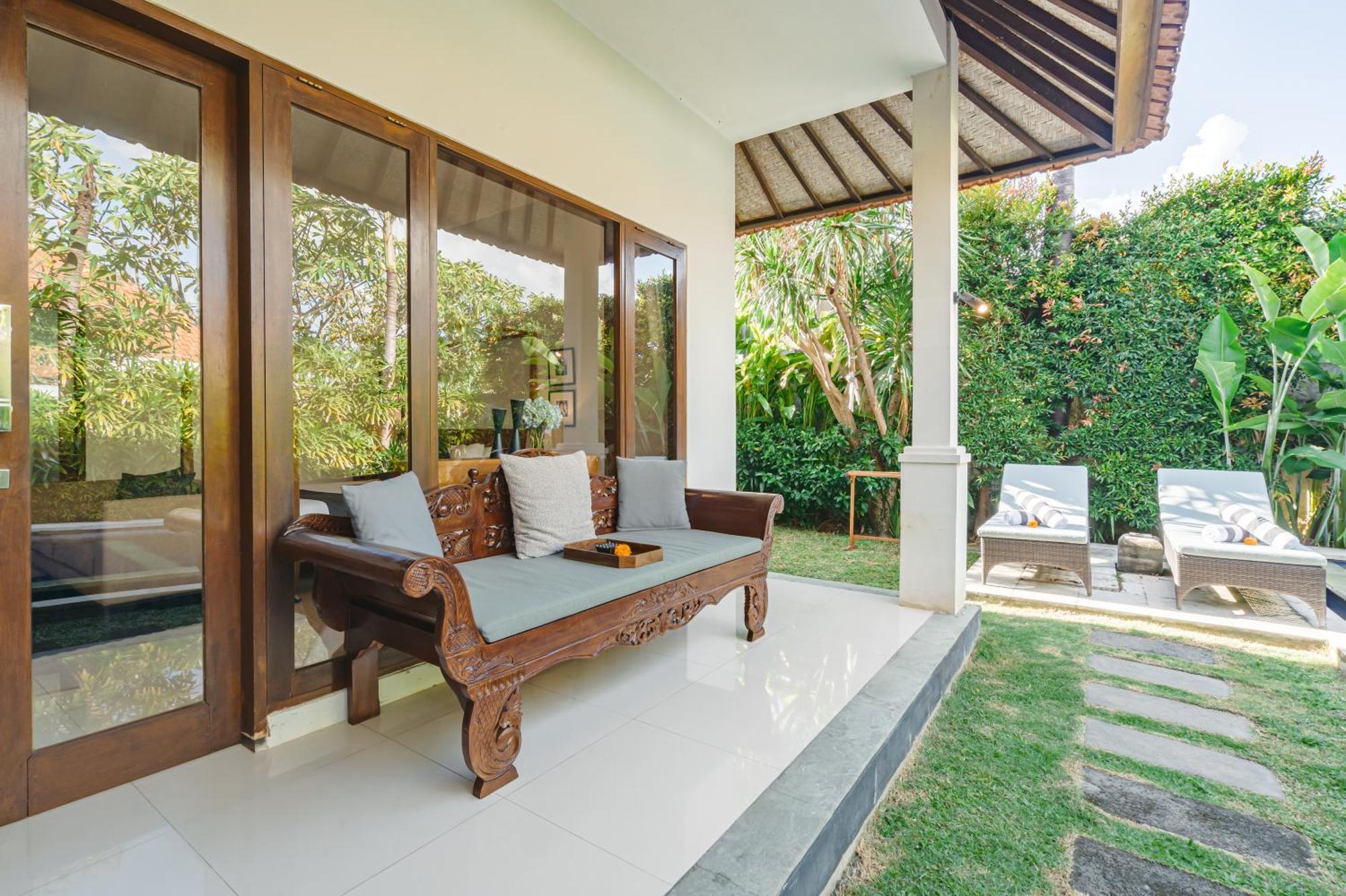 Mahayana Villa Batu Belig - Close To The Beach Canggu Εξωτερικό φωτογραφία