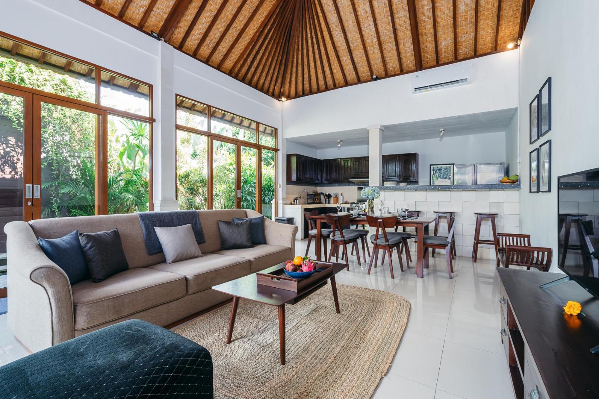 Mahayana Villa Batu Belig - Close To The Beach Canggu Εξωτερικό φωτογραφία