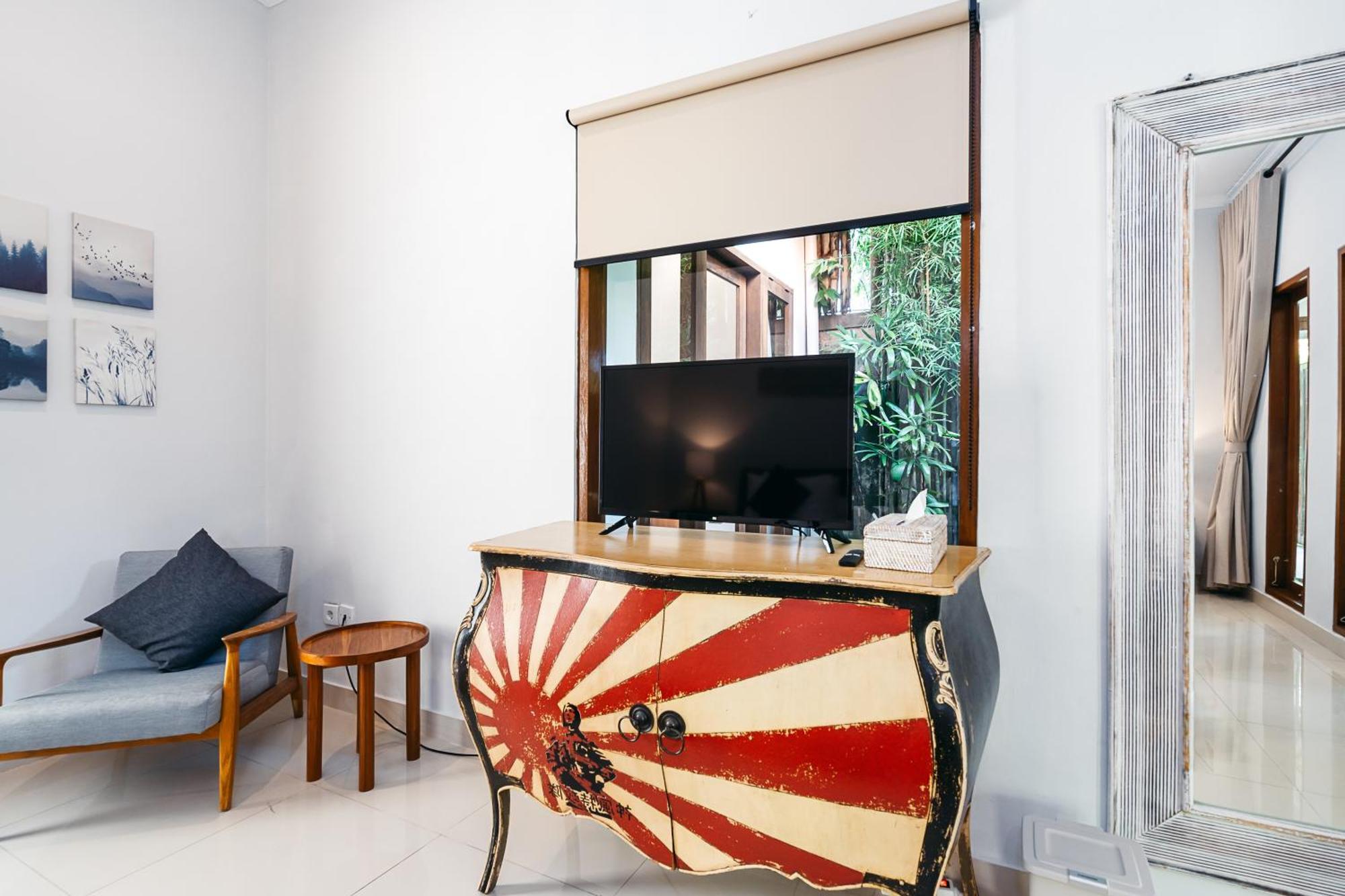 Mahayana Villa Batu Belig - Close To The Beach Canggu Εξωτερικό φωτογραφία